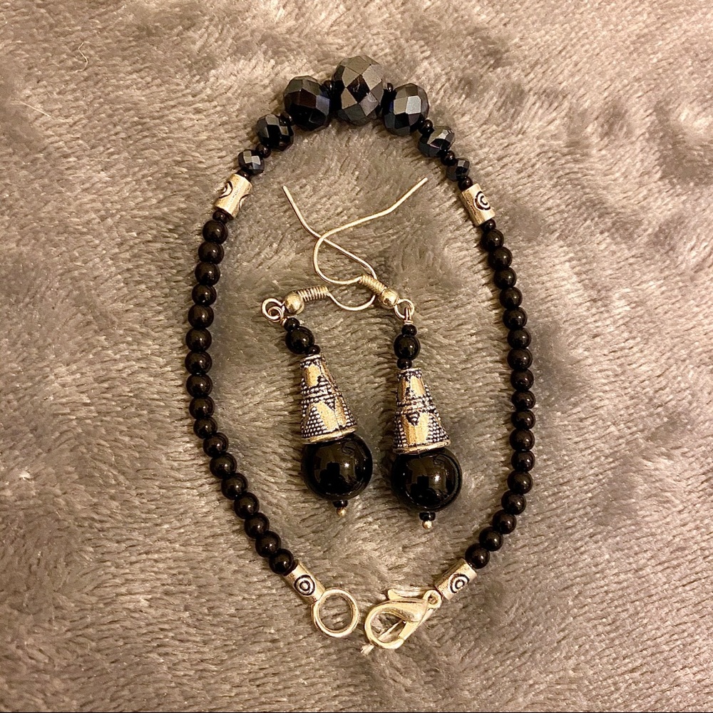 Authentic bracelet + earrings set